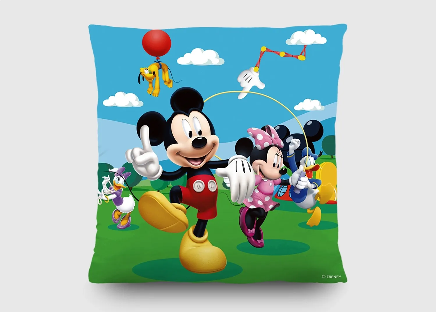 CND_3117_FRONT-1.webp Polštářek Disney Mickey Mouse a přátelé | 40 x 40 cm | CND 3117 - Obrázek 1