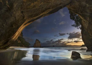 Fototapeta Zátoka Cathedral Cove | Vliesová fototapeta na zed' | 375 x 270 cm | FTNXXL 3000 - Obrázek 2